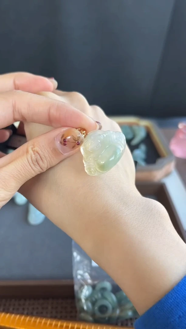 颈饰未镶嵌翡翠710号买断