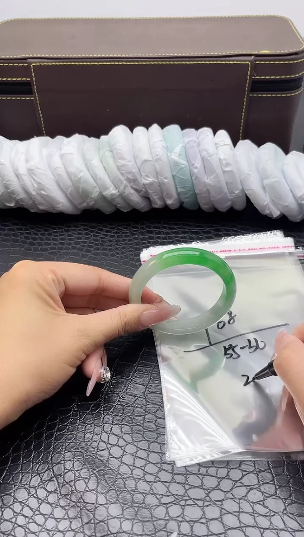 168手镯所见即所得拍啥发啥