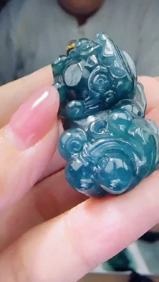 颈饰未镶嵌翡翠多样性发其一   貔貅