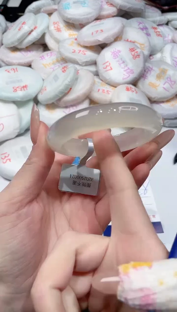 【闪购商品】玛瑙/玉髓手镯未镶嵌-418