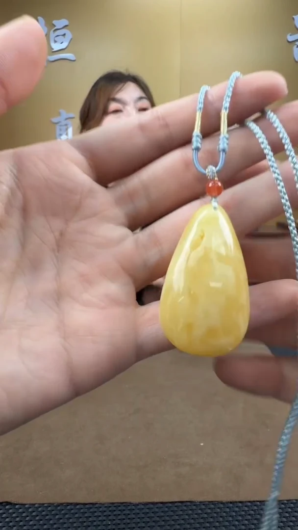 琥珀颈饰未镶嵌挂件