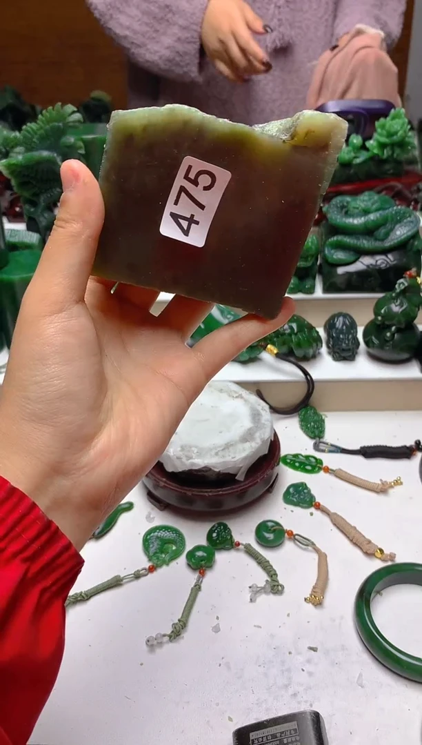 未镶嵌和田玉挂件1