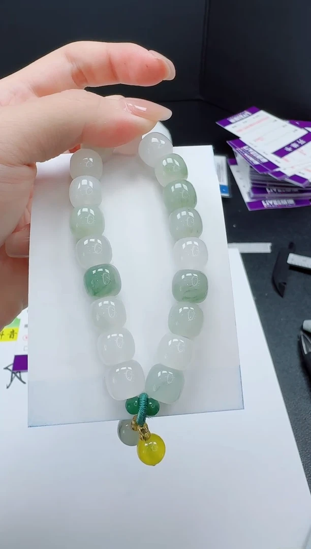 石英质玉手镯未镶嵌 天山翠手链【花纹随机】