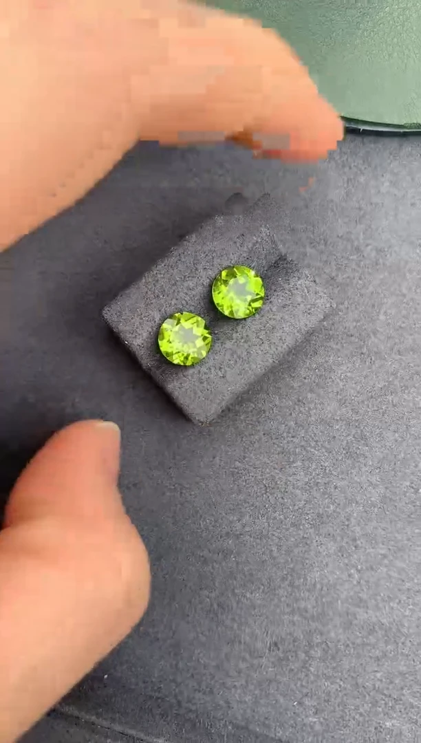【闪购商品】橄榄石裸石未镶嵌4ct橄榄石配对
