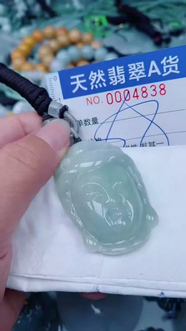 翡翠未镶嵌颈饰00004838