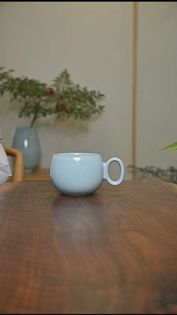 如意杯 天青 微瑕 无款