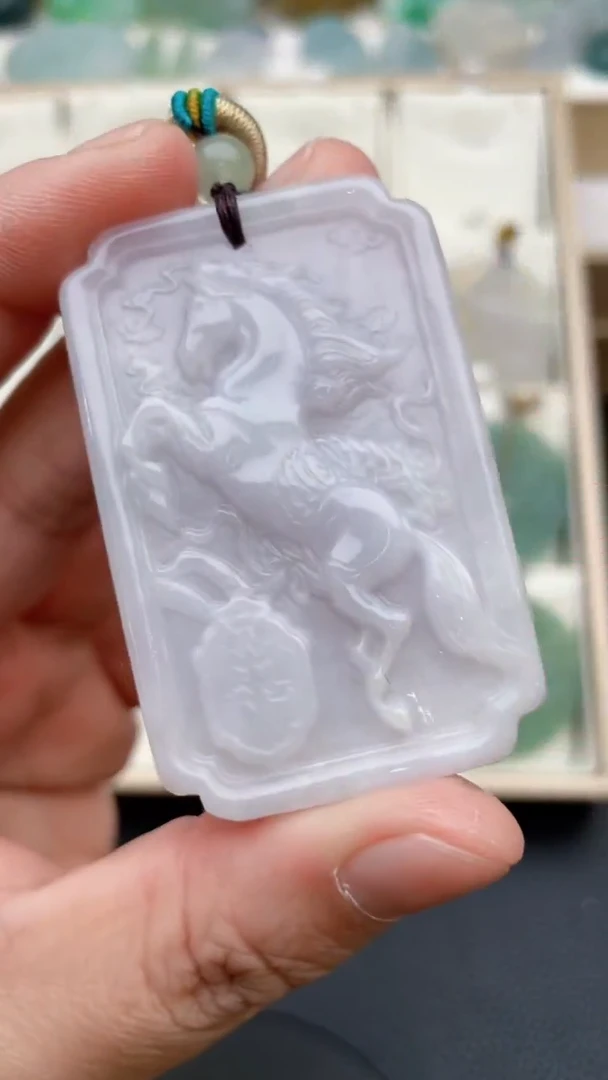 颈饰未镶嵌翡翠天然缅甸翡翠A货156