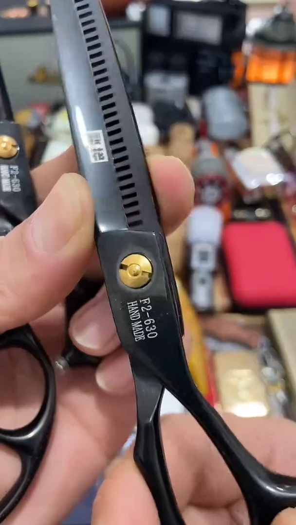 瓷片闪购商品  如图所示