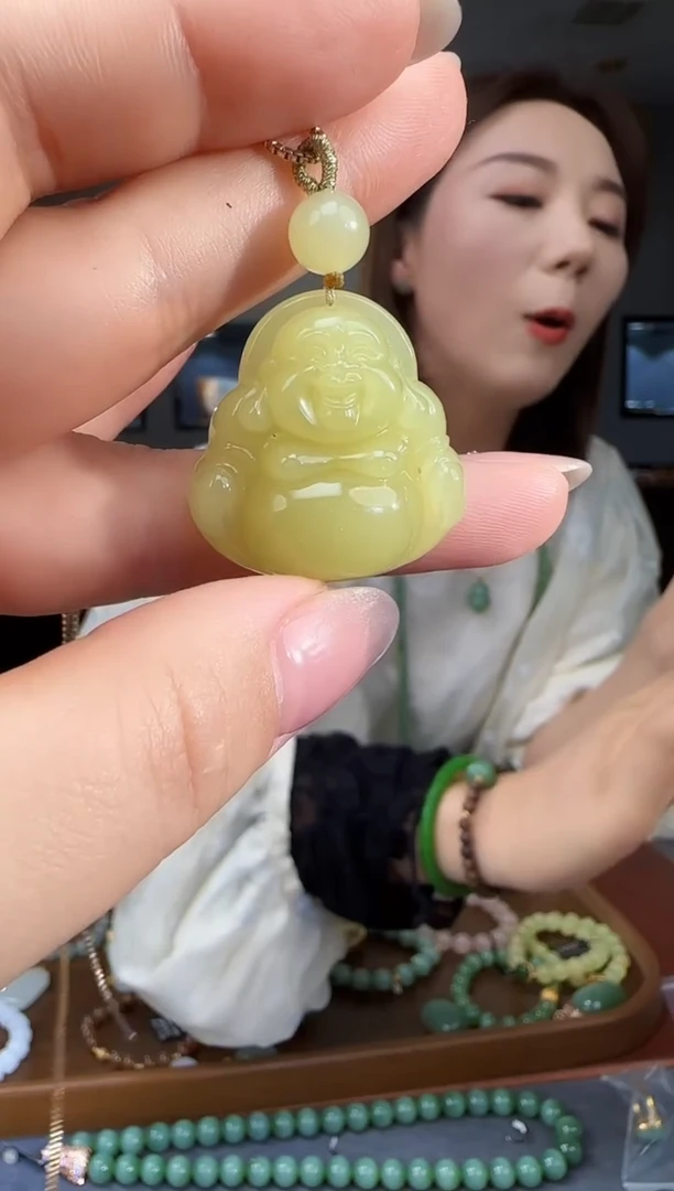 和田玉未镶嵌吊坠(不含链)1