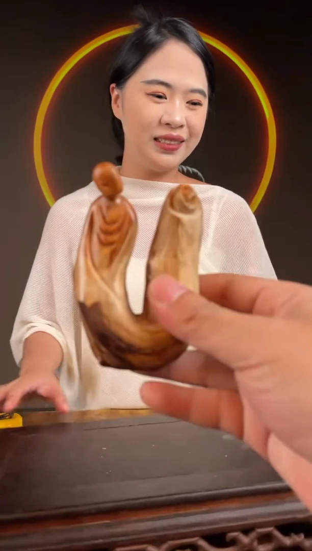 柏木（崖柏）手工摆件,先抢先得! 编号:127