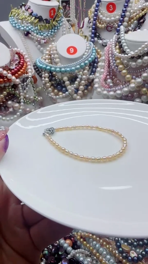 淡水珍珠未镶嵌颈饰1