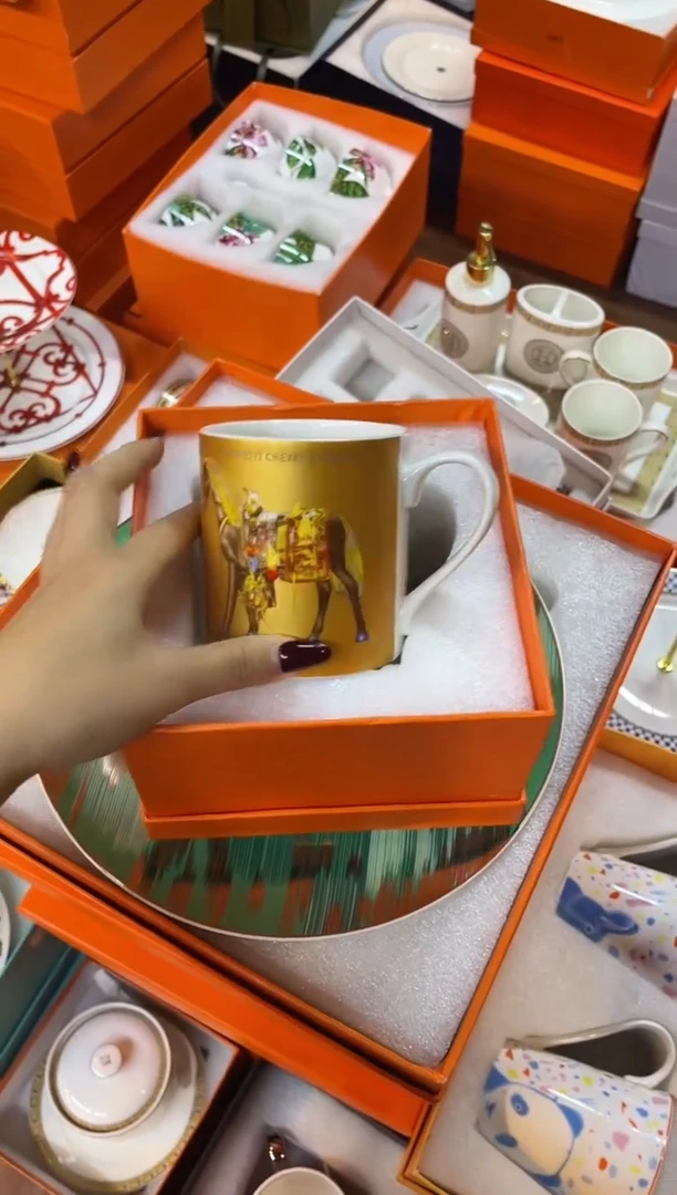 杯鸿辉家品牌瓷器，京东包邮！