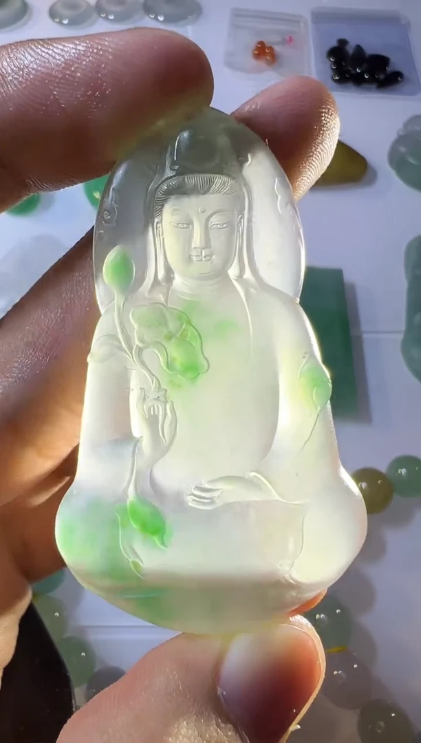 未镶嵌定制翡翠挂件