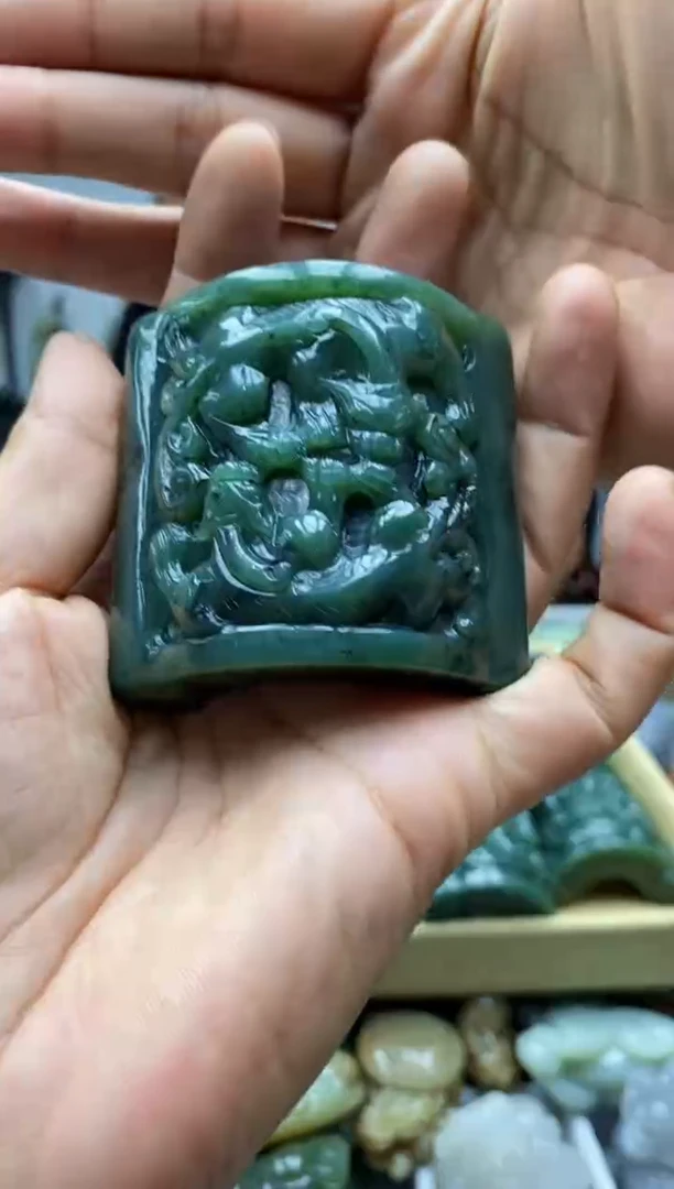 未镶嵌和田玉把件沐*1