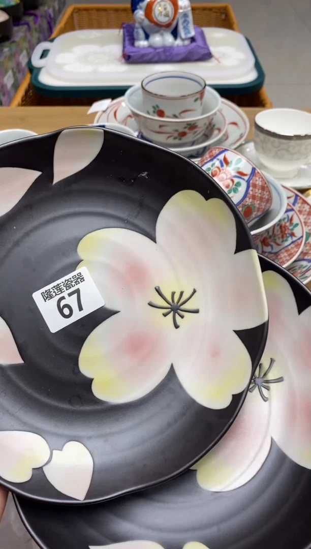 瓷片网**烟瓷器之美，尽在隆莲。