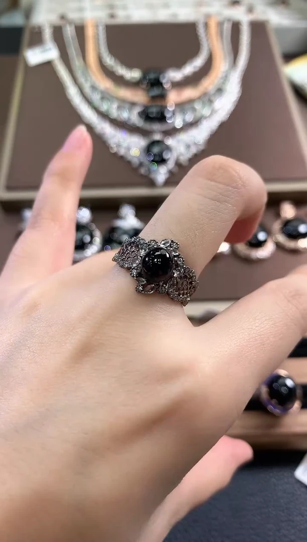 18K金镶嵌戒指翡翠g181