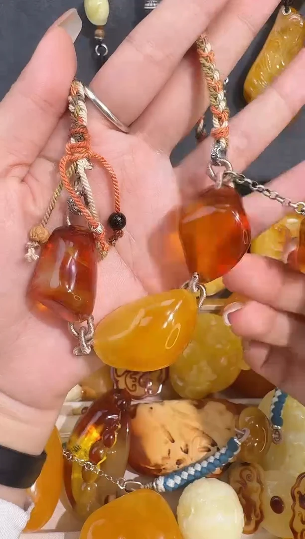 裸石琥珀未镶嵌朵*花琥珀
