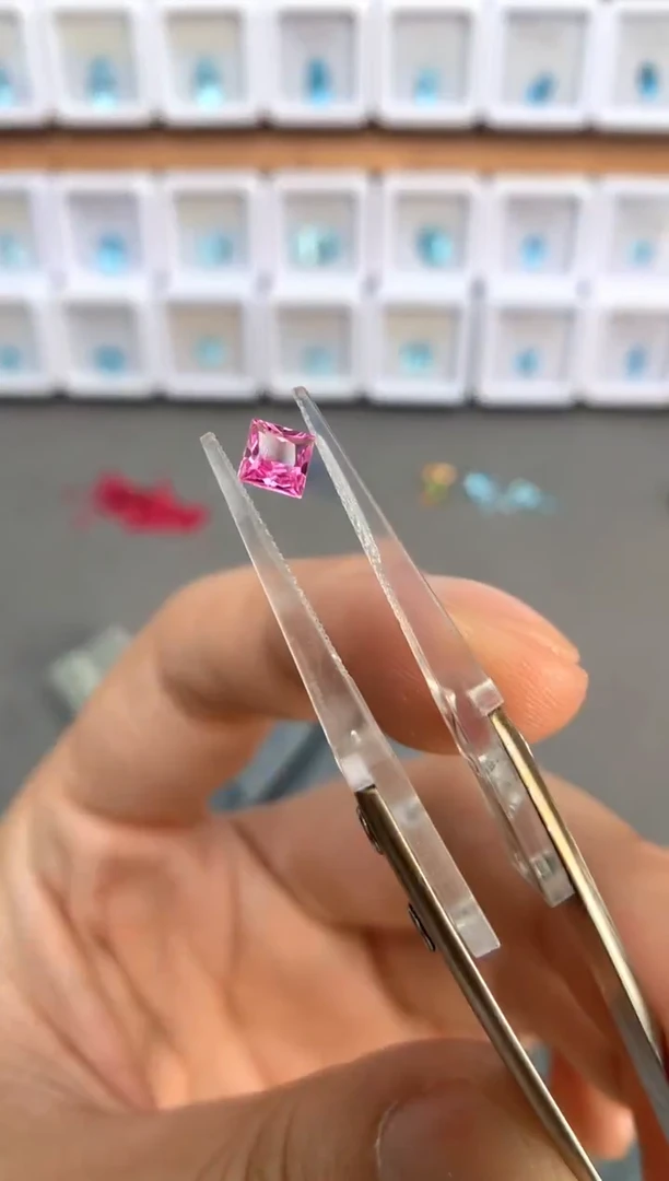 未镶嵌裸石定制蓝宝石0.46ct 老烧粉蓝宝