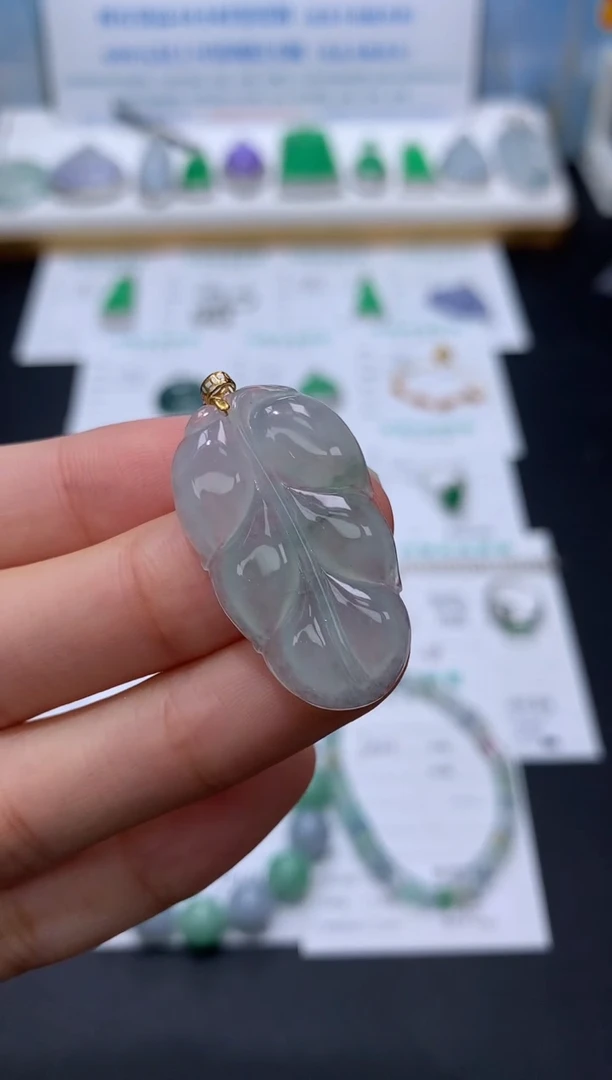 翡翠18K金镶嵌颈饰模式推广期48小时鉴赏期