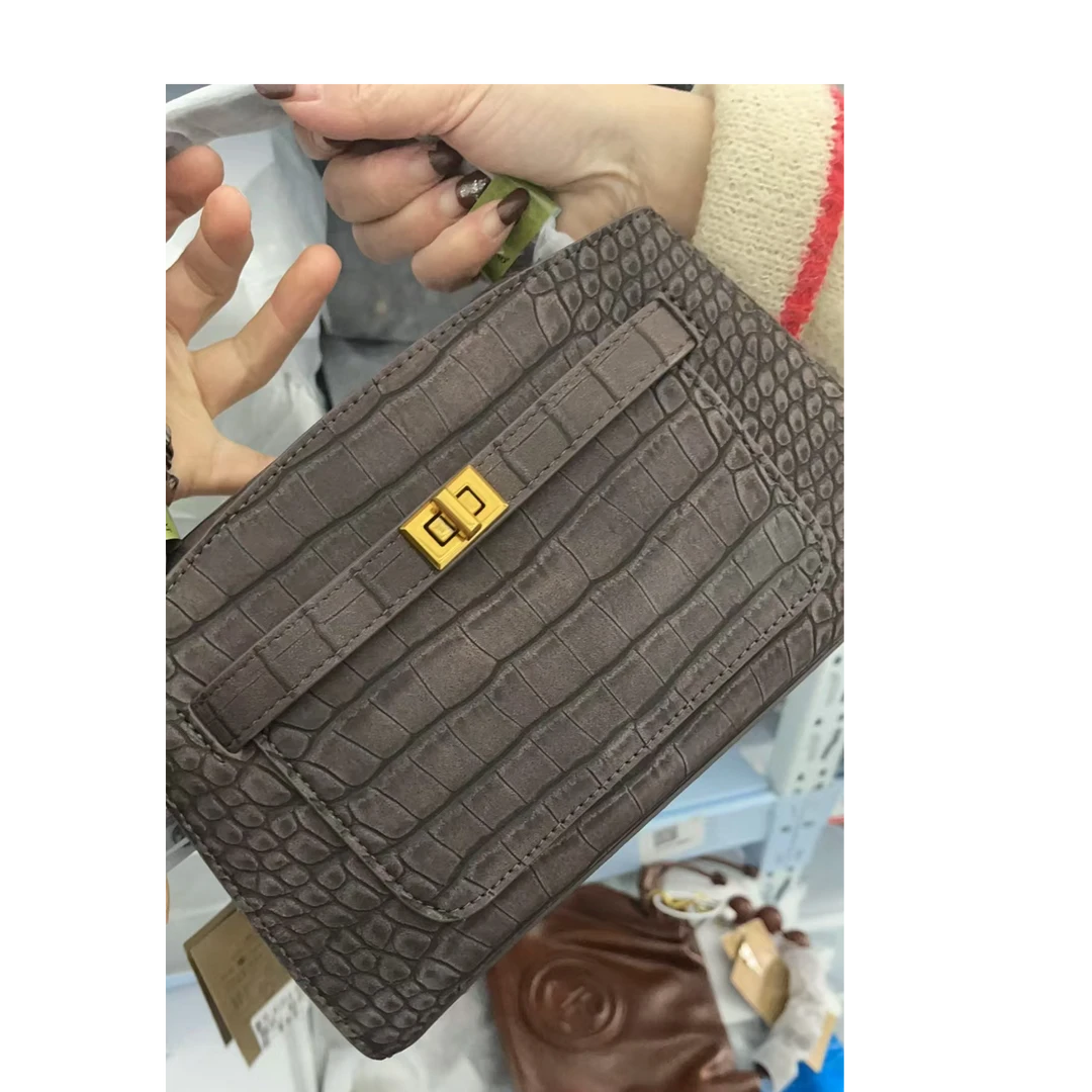 设计师款鳄鱼纹手提斜跨包3291（xiaoL）