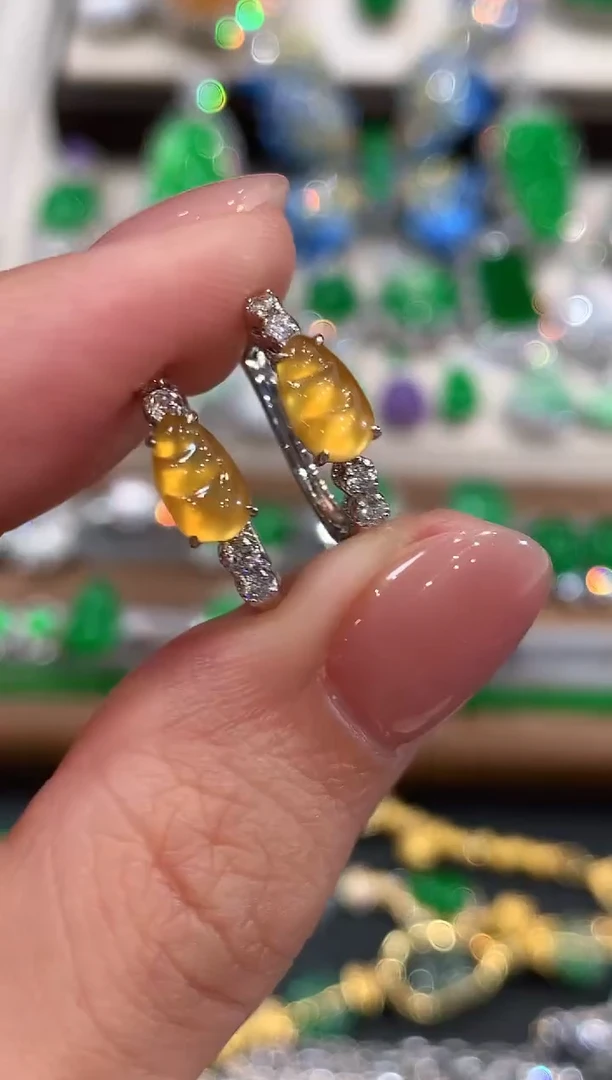 18K金镶嵌翡翠耳饰q45