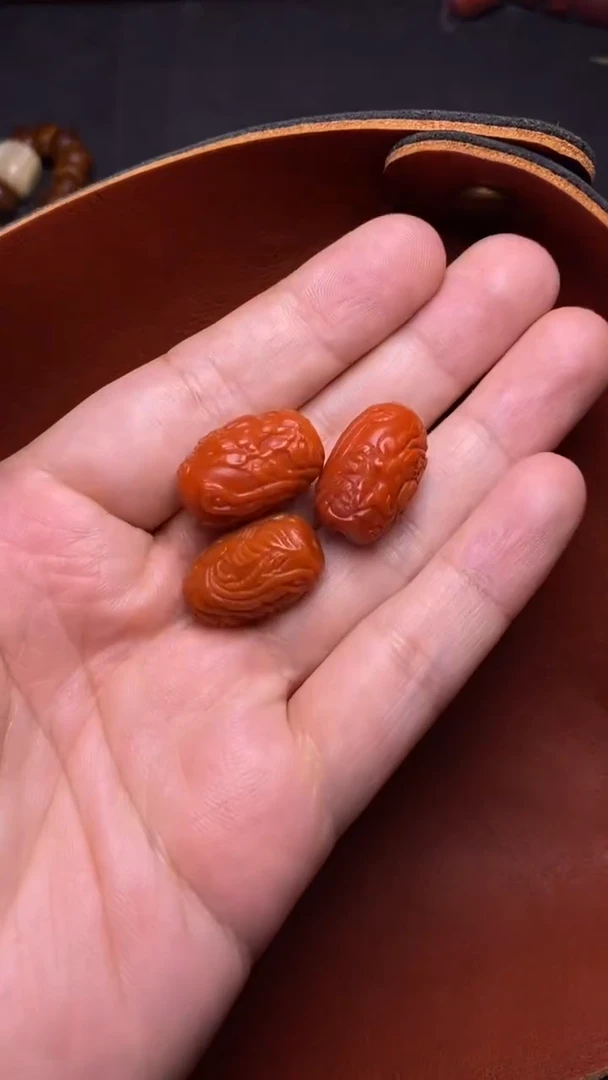 【闪购商品】南红玛瑙颈饰未镶嵌中号凤穿牡丹（多样性发其一）