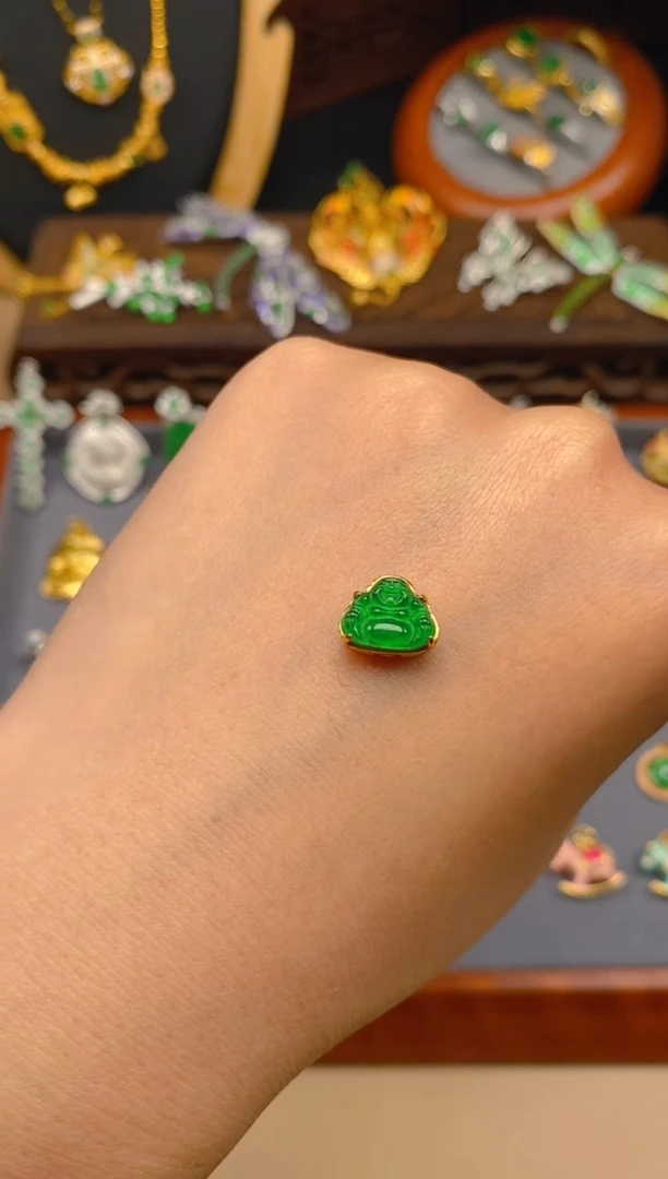 【闪购商品】翡翠吊坠(不含链)银S925镶嵌佛公潘多拉