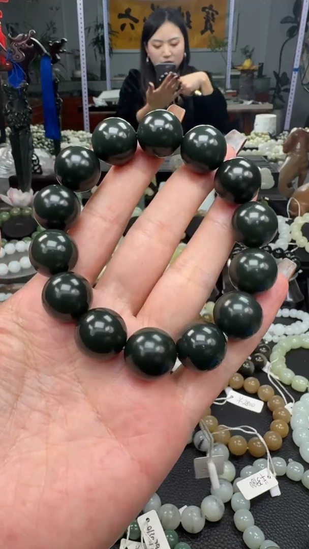 未镶嵌手串和田玉新疆沙枣青卡16