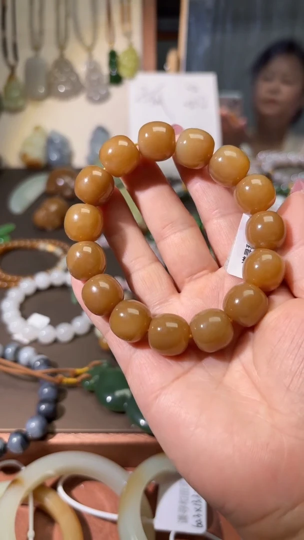 未镶嵌手串和田玉1