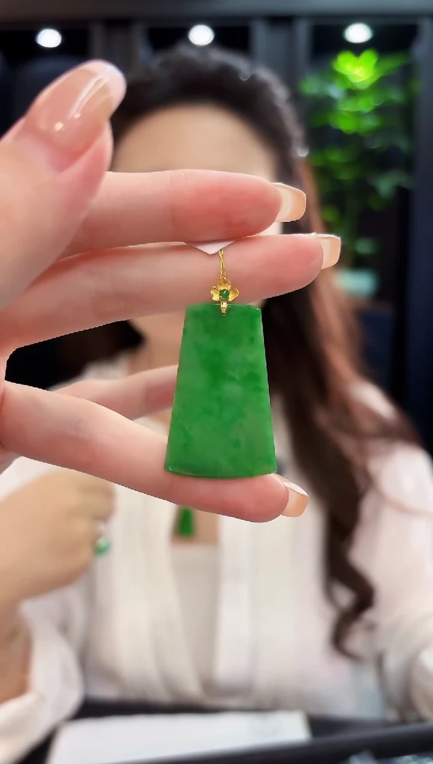 吊坠(不含链)18K金镶嵌翡翠 缅料A货/支持复检/一件