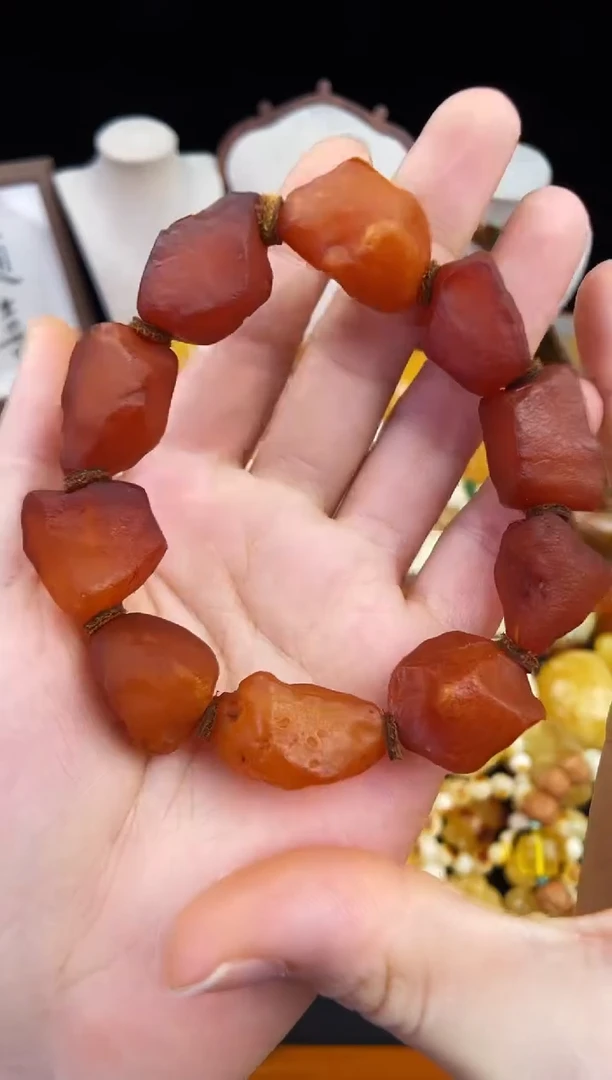 琥珀未镶嵌珠宝奇石柒月