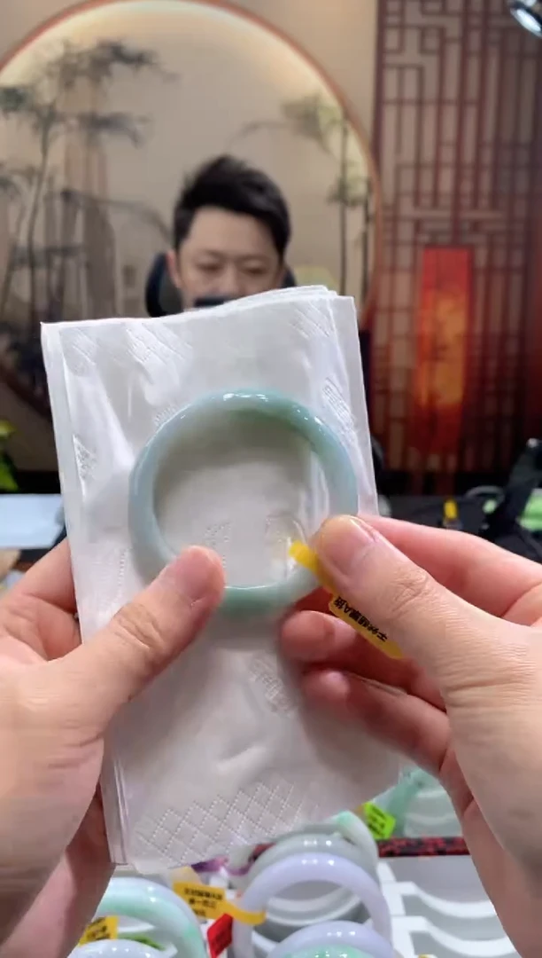 未镶嵌手镯翡翠000086748