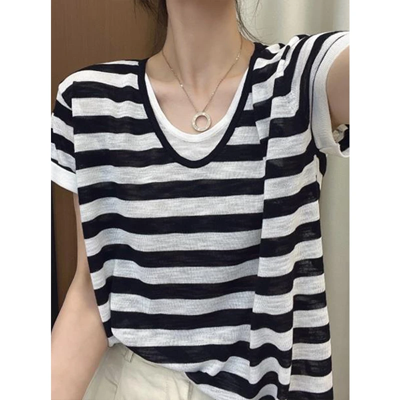 韩系冰丝假两件短袖T恤女夏季时尚圆领设计薄款气质减龄针织上衣