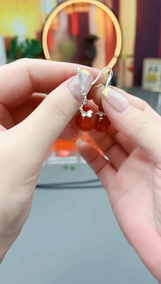 未镶嵌耳钉玛瑙/玉髓408