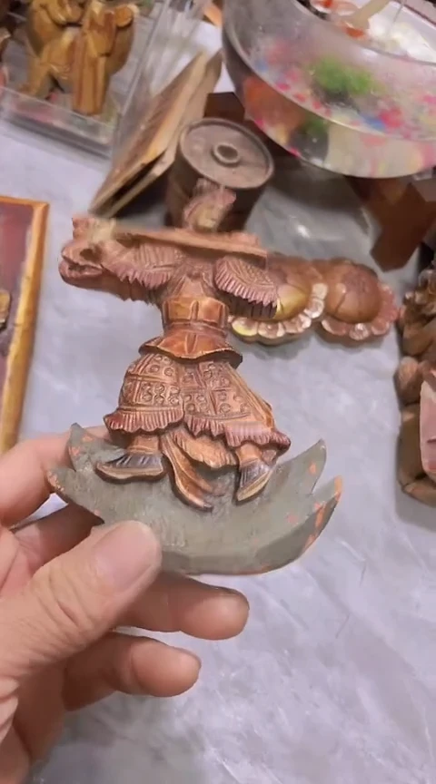 【闪购商品】香榧木一个孤品木雕10