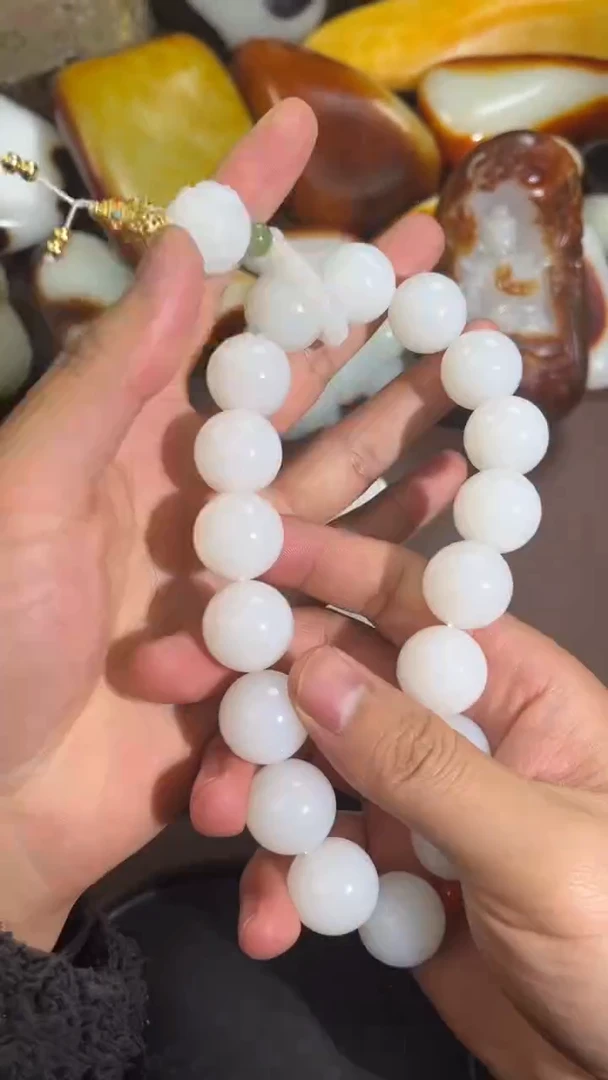 吊坠(不含链)未镶嵌和田玉吊坠