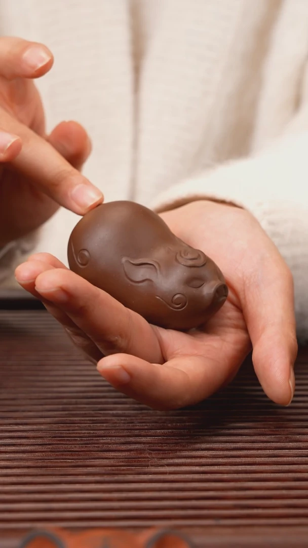 【闪购商品】紫砂茶宠飞天小猪