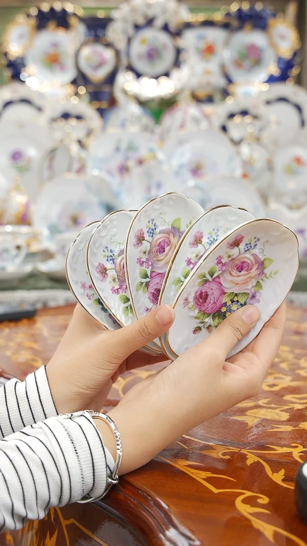 瓷米多家中古瓷器如图所示18