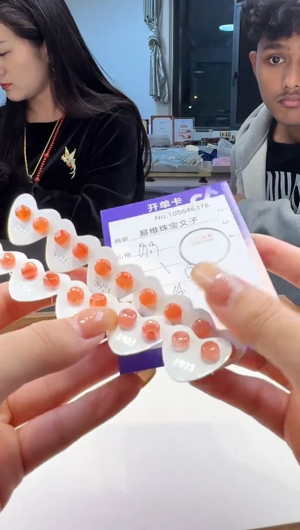 颈饰未镶嵌南红玛瑙100646378随机发仅一件