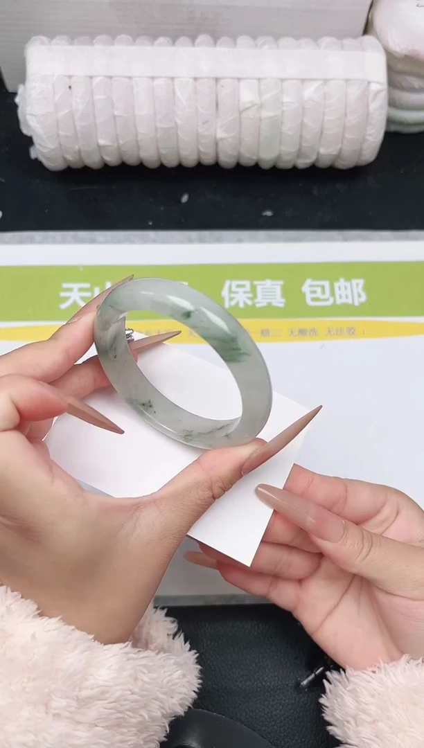 未镶嵌手镯石英质玉38-54