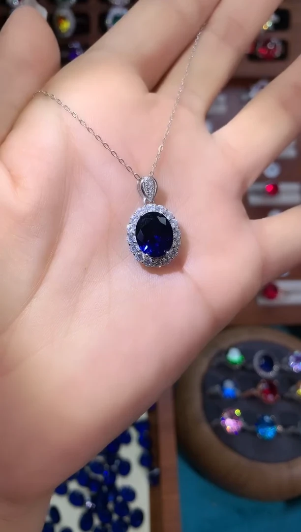 颈饰蓝宝石银S925镶嵌911白