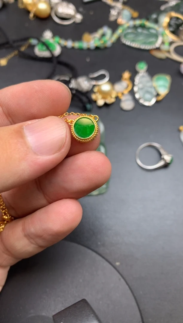 颈饰银S925镶嵌翡翠自营商品不退不换