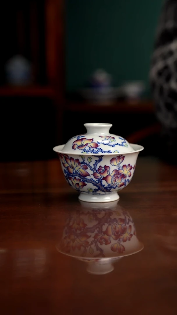 空山明月斗彩玉兰