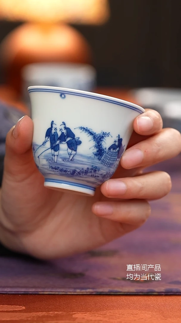 望玉青花鱼乐图铃铛杯