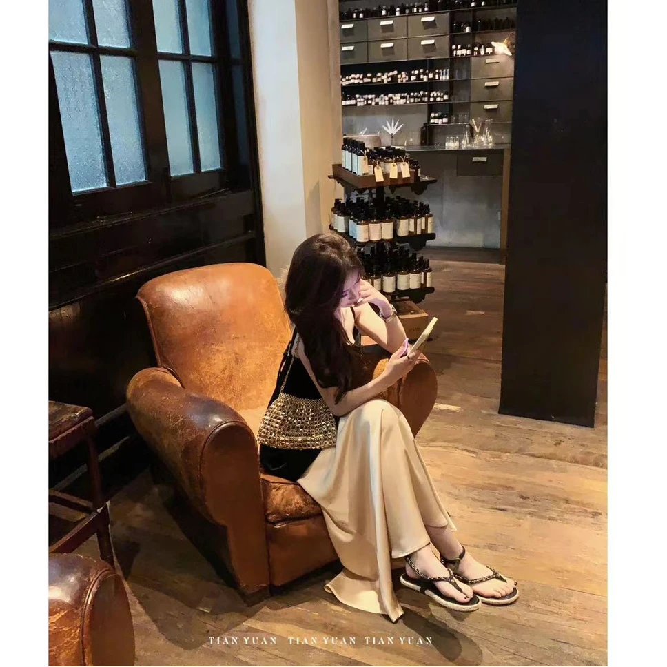 初·Chu●「女神降临」半身裙预C4BQ1473