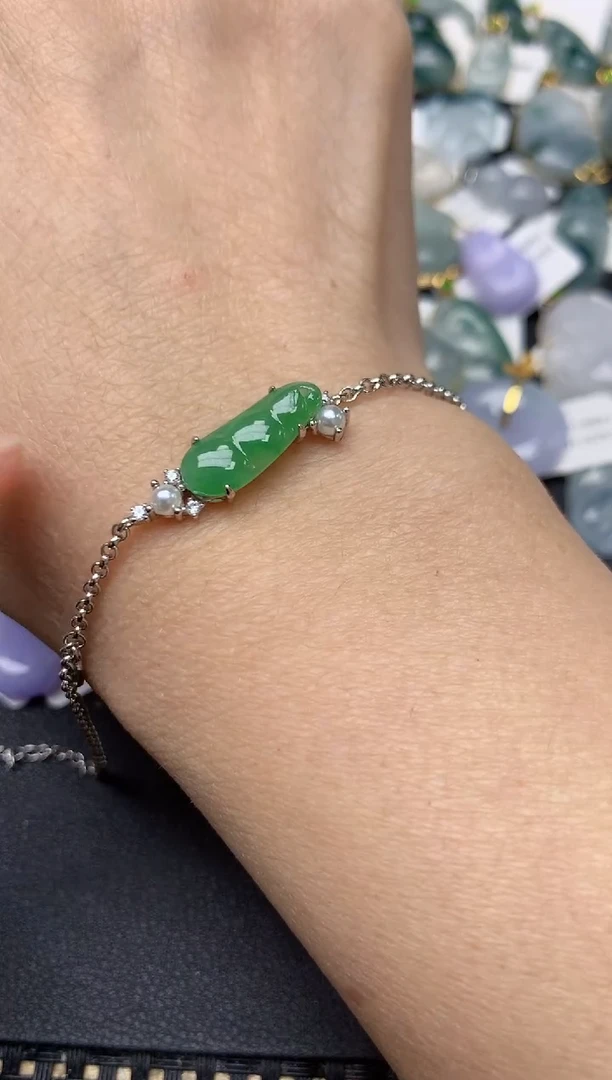 颈饰未镶嵌翡翠天然缅甸A货翡翠