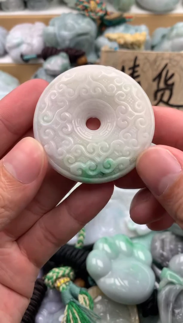 吊坠(不含链)未镶嵌翡翠1