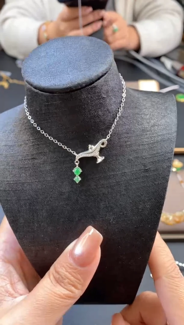 颈饰银S925镶嵌翡翠14664