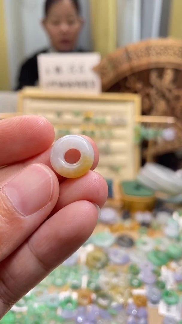 颈饰未镶嵌翡翠甜甜圈