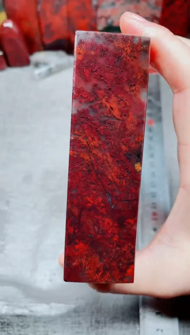 桂林鸡血玉素章3.0左右7